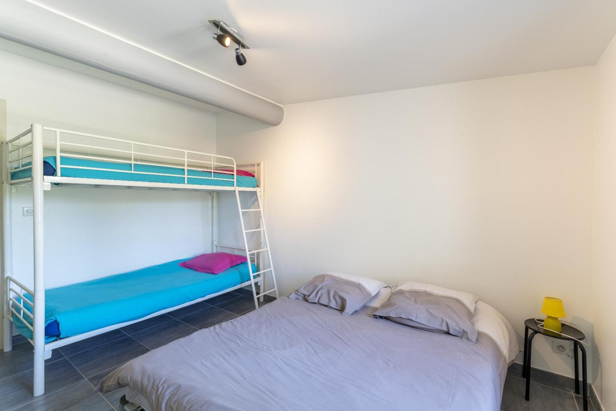L'Ensemble Du Gite De Tante Berthe Camaret-sur-Aigues Экстерьер фото